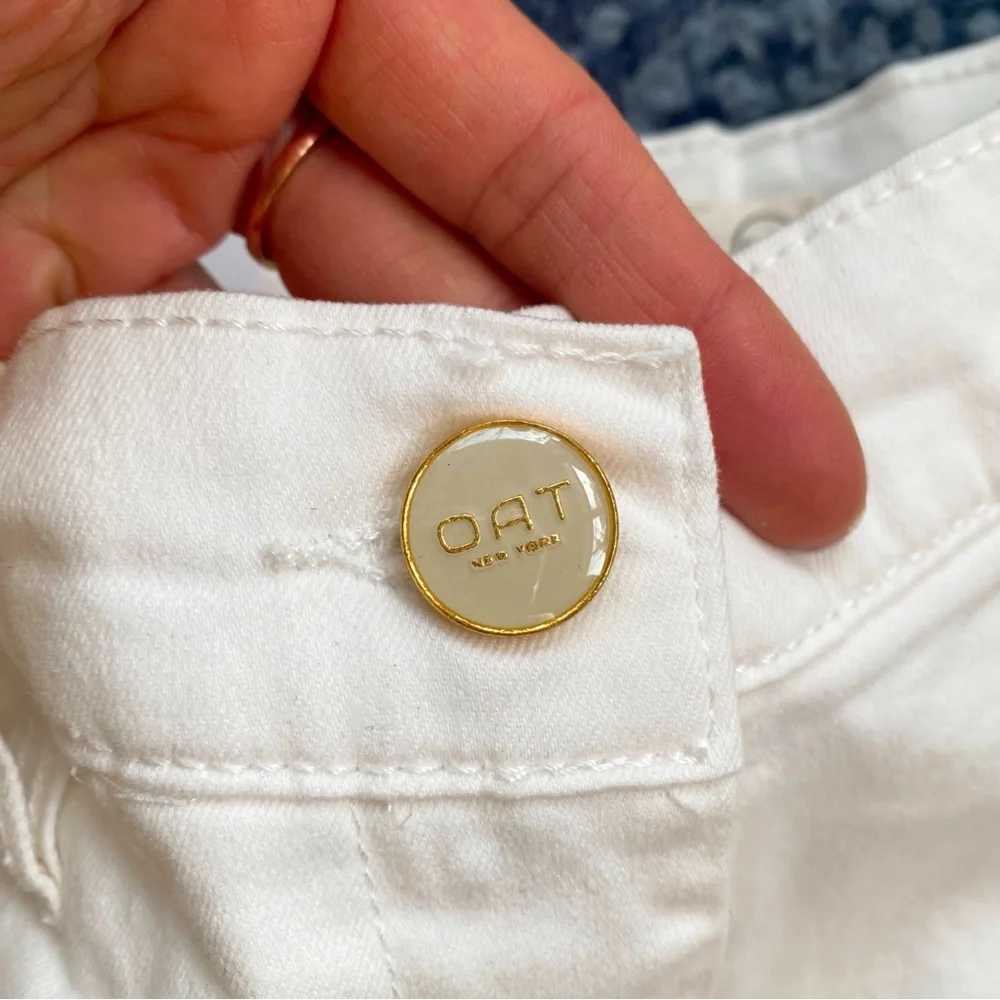 🐚 OAT NEW YORK WHITE HIGH WAIST RELAXED FIT SHORTS!